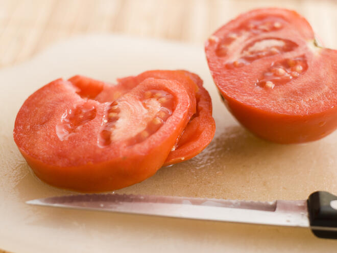 Един домат, един обяд 