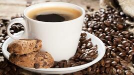 Кофеинът изостря глада за сладко?
