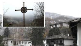 5-метров светещ кръст край Черепишкия манастир пази от зло и беди