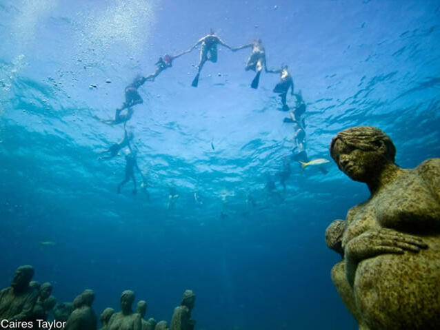 Тиха подводна еволюция край Канкун