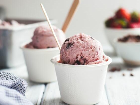 Домашен ягодов сладолед
