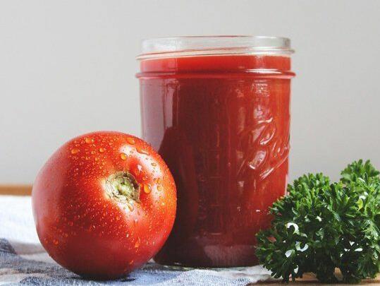 Чаша доматен сок за здраве