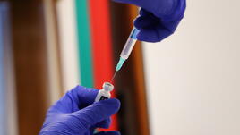 Преболедувал или ваксиниран: Коя защита е по-силна срещу К-19?