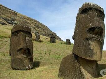  
статуите на Великденския остров имат тела?
 
Огромните каменни статуи, разположени...