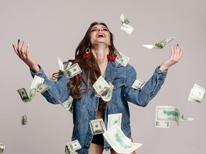 Пари за тези зодии през целия декември