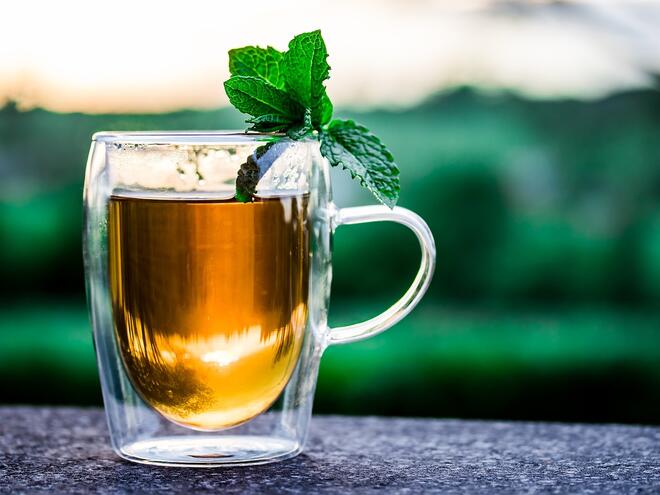 Фитотерапевтът д-р Димитър Пашкулев наазова най-добрите билки за чай през зимата и как да ги ползваме
