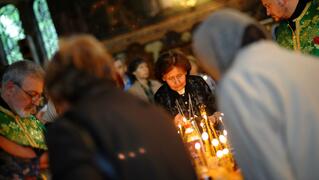 Кога се пада задушница тази година?
