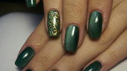 Маникюри за късмет и пари през април