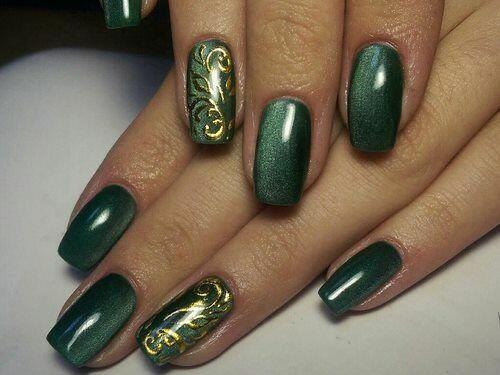 Маникюри за късмет и пари през април