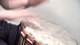Ритъм-терапия с барабан 