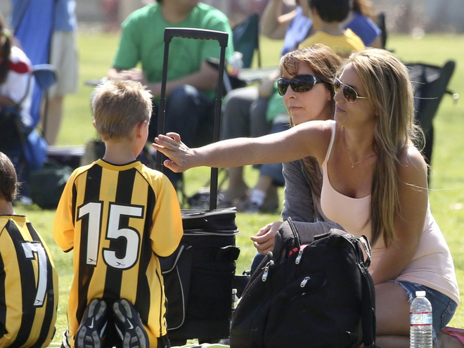 Бритни Спиърс е щастлива майка на футболист 
