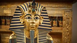Пришълци убили Тутанкамон с кама от извънземен метал?