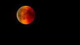 Лунно затъмнение на 7.09: Какво ще донесе на всяка зодия