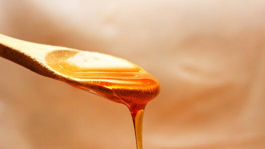 Мед против махмурлук. Защо?